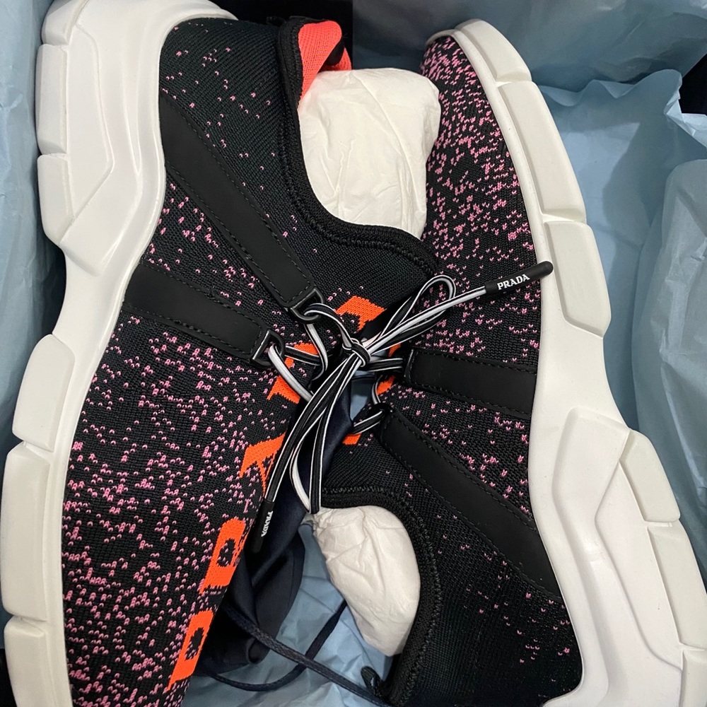 Prada women sneakers - Picture 3 of 5